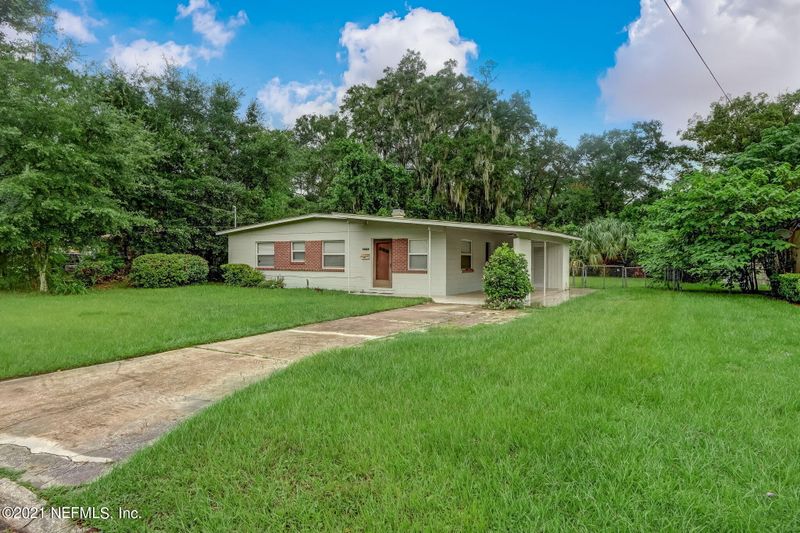 2371 Dolphin Ave, Jacksonville, FL 32218