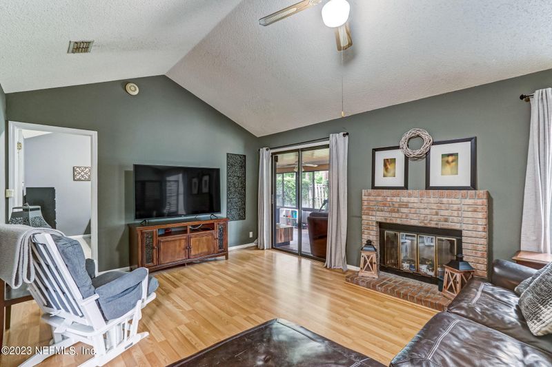 2371 Hampton Falls Dr W, Jacksonville, FL 32224
