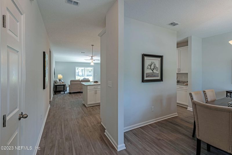 2373 Glen Gardner Dr, Jacksonville, FL 32246