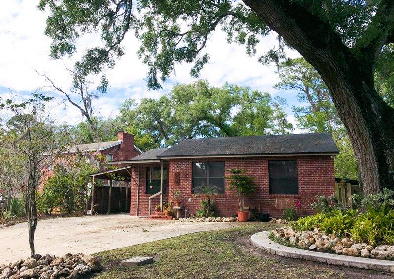 2375 Ridgewood Rd, Jacksonville, FL 32207