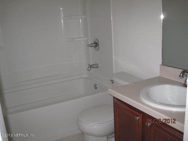 2376 Sunset Bluff Dr, Jacksonville, FL 32216