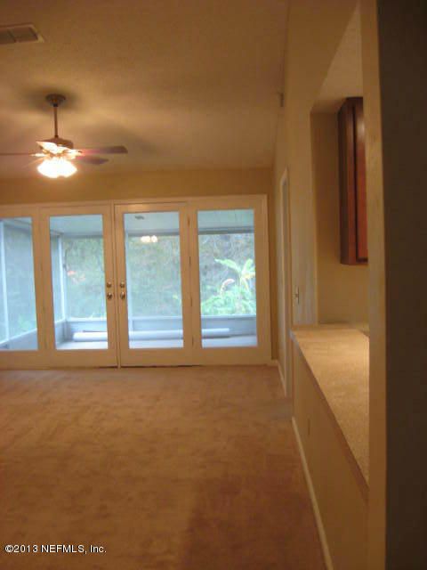 238 Aquarius Cir W, Jacksonville, FL 32216