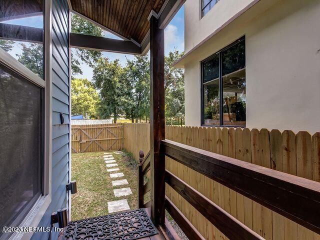 238 W 11th St, Jacksonville, FL 32206