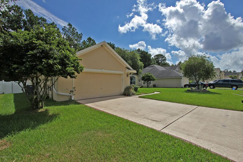2387 Watermill Dr, Orange Park, FL 32073