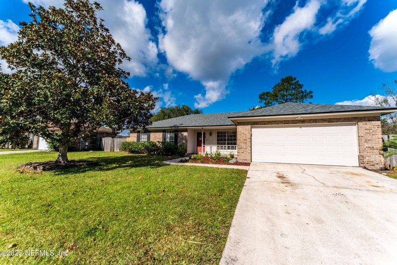 2388 Dumfries Ct E, Orange Park, FL 32065