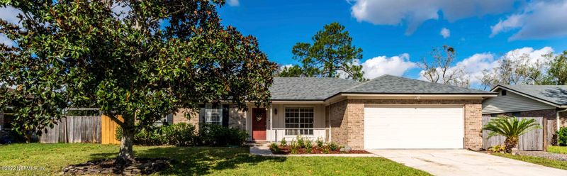 2388 Dumfries Ct E, Orange Park, FL 32065