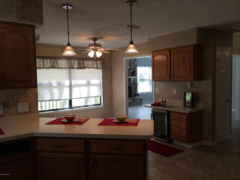 2390 Black Forest Ct, St Johns, FL 32259