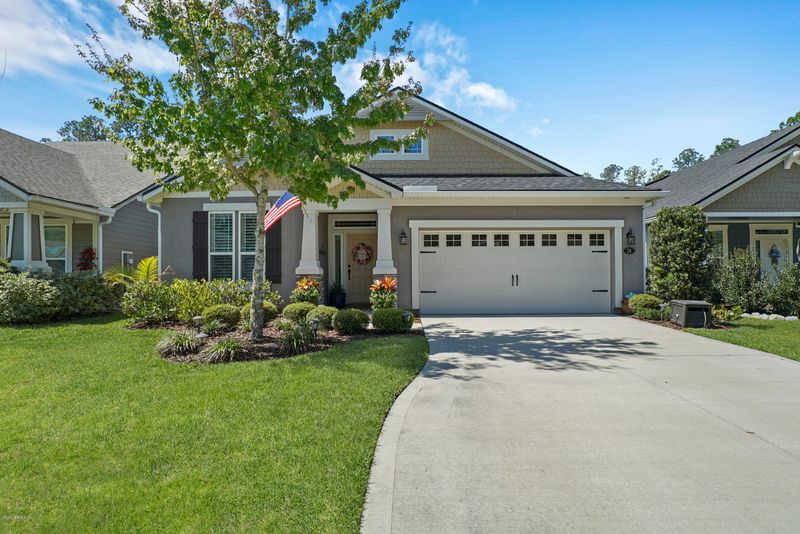 24 Aspen Leaf Dr, Jacksonville, FL 32081