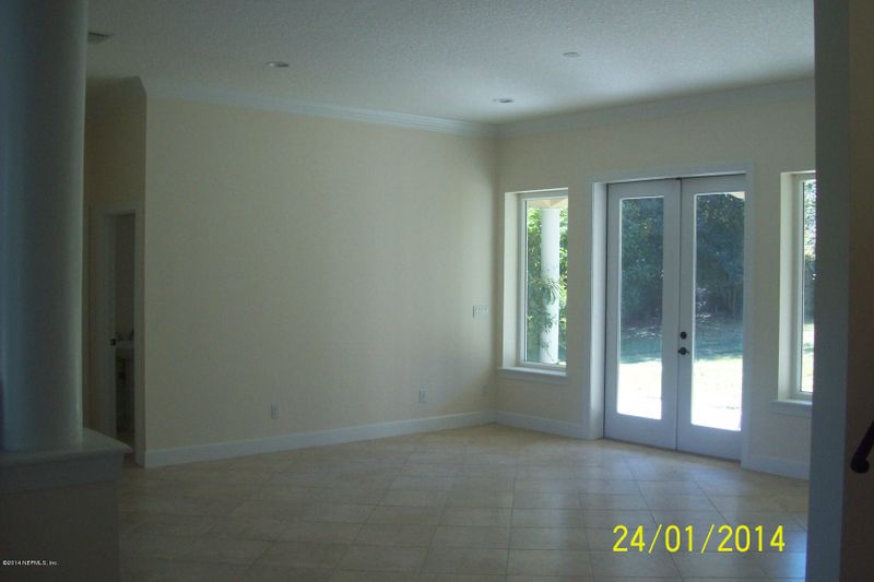 240 Belmont Dr, St Johns, FL 32259