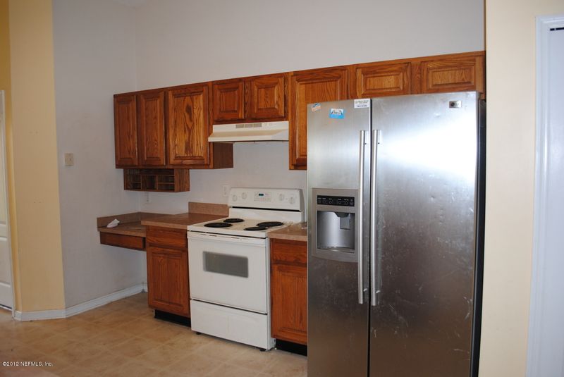 2402 Cool Springs Dr N, Jacksonville, FL 32246