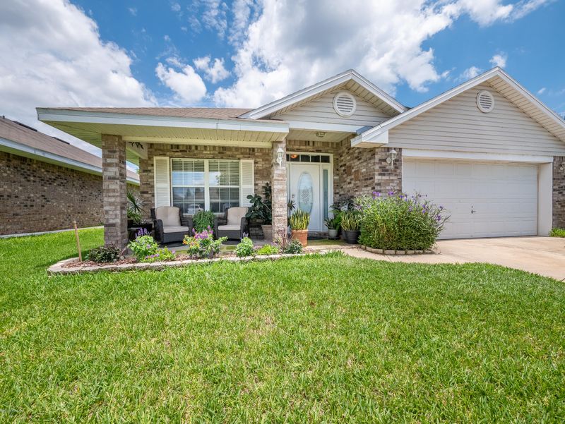 2403 Creekfront Dr, Green Cove Springs, FL 32043