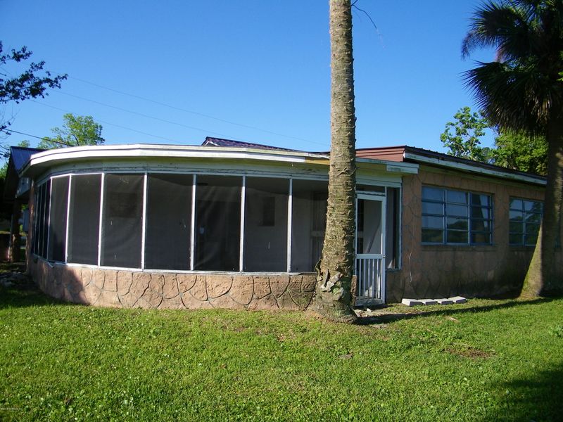 2403 Ribault Scenic Dr, Jacksonville, FL 32208