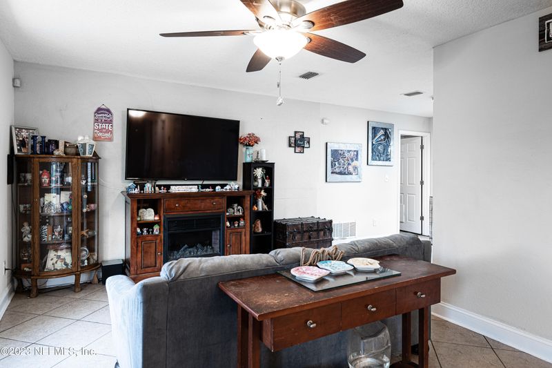 2405 Kirkwall Ct, Orange Park, FL 32065