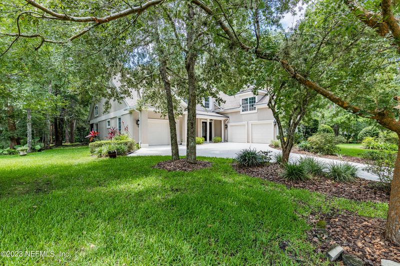 2407 Daniels Landing Dr, Fleming Island, FL 32003