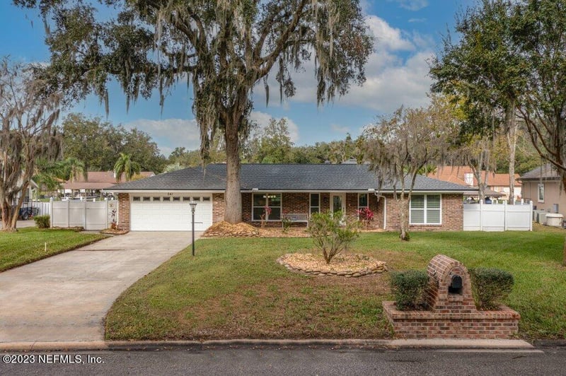 241 Oak Dr S, Fleming Island, FL 32003