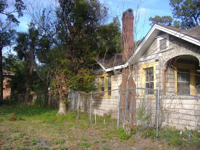 241 W 18th St, Jacksonville, FL 32206