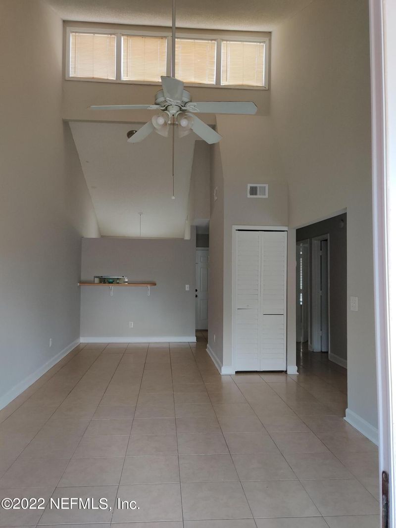 2410 N Seabury Pl, Jacksonville, FL 32246