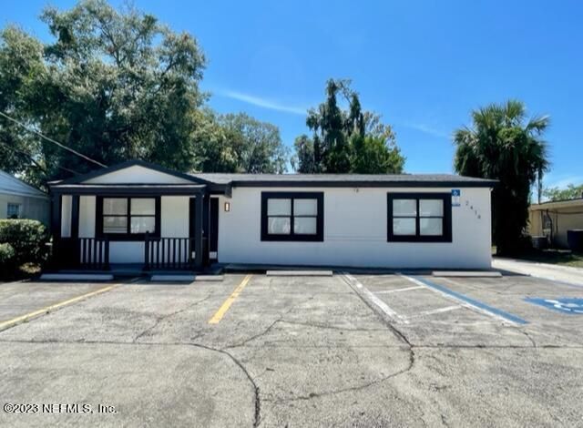 2414 University Blvd W, Jacksonville, FL 32217