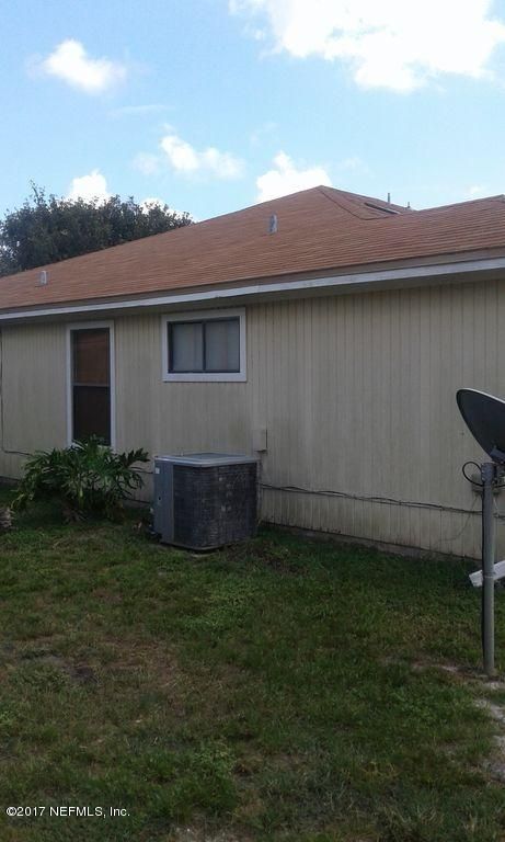 2415 Pacific Silver Dr, Jacksonville, FL 32246