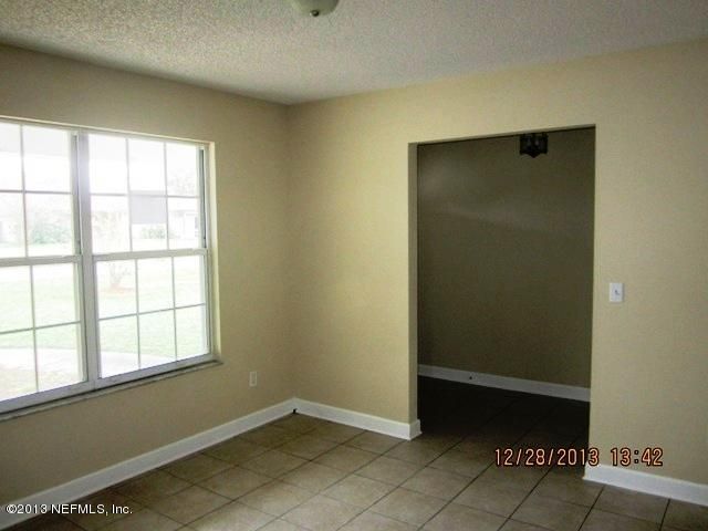 2419 Dumfries Ct, Orange Park, FL 32065