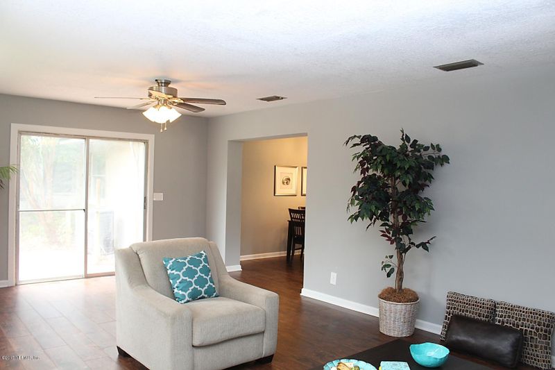 2419 Sam Rd, Jacksonville, FL 32216
