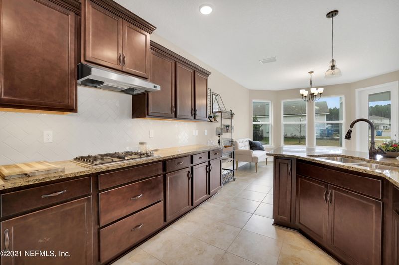 242 Mosaic Park Ave, St Augustine, FL 32092