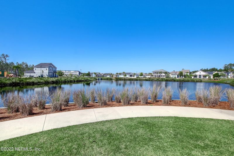 242 Ponder Cir, Yulee, FL 32097
