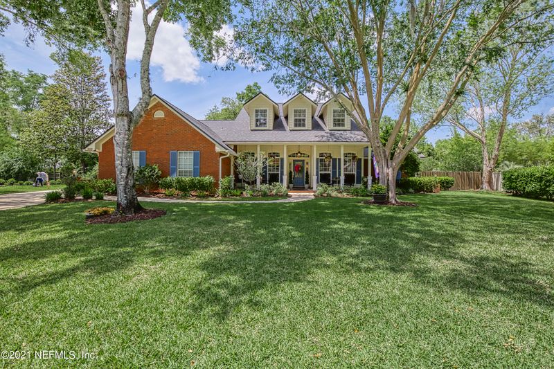 2420 Hawkcrest Dr E, Jacksonville, FL 32259