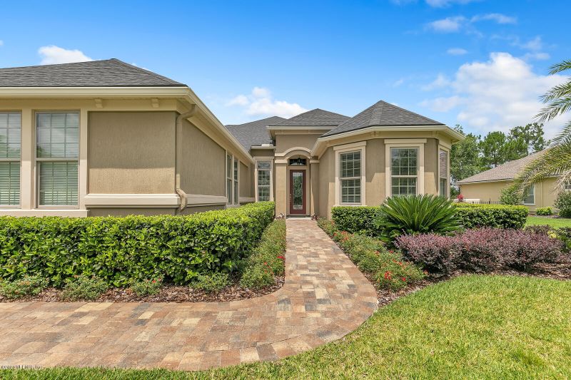 2421 Den St, St Augustine, FL 32092