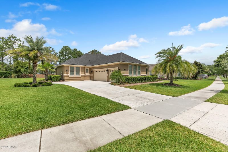 2421 Den St, St Augustine, FL 32092