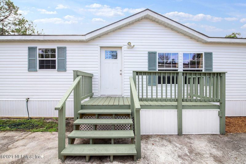 2421 Glen Gardner Dr, Jacksonville, FL 32246