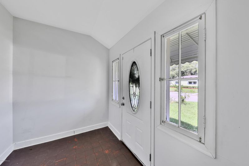 2424 Ridgewood Rd, Jacksonville, FL 32207
