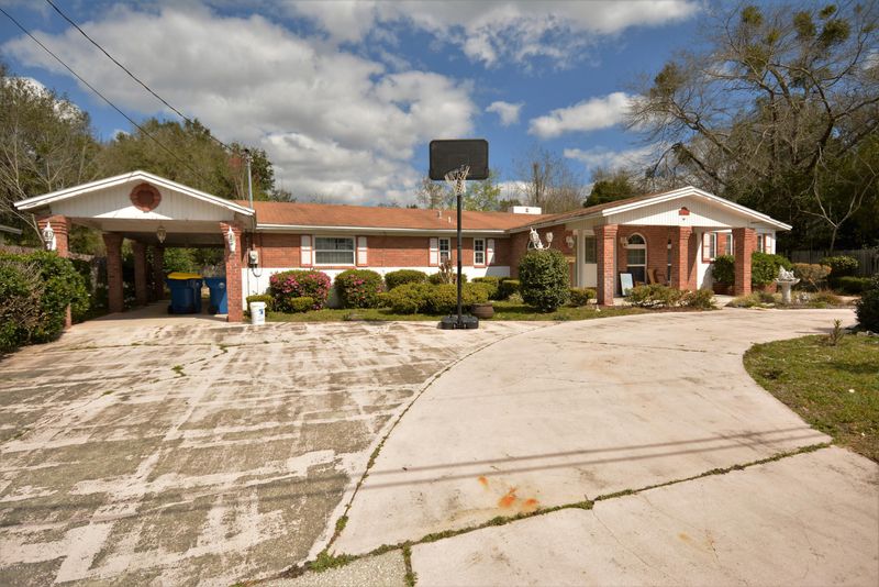 2429 Leger St, Jacksonville, FL 32208