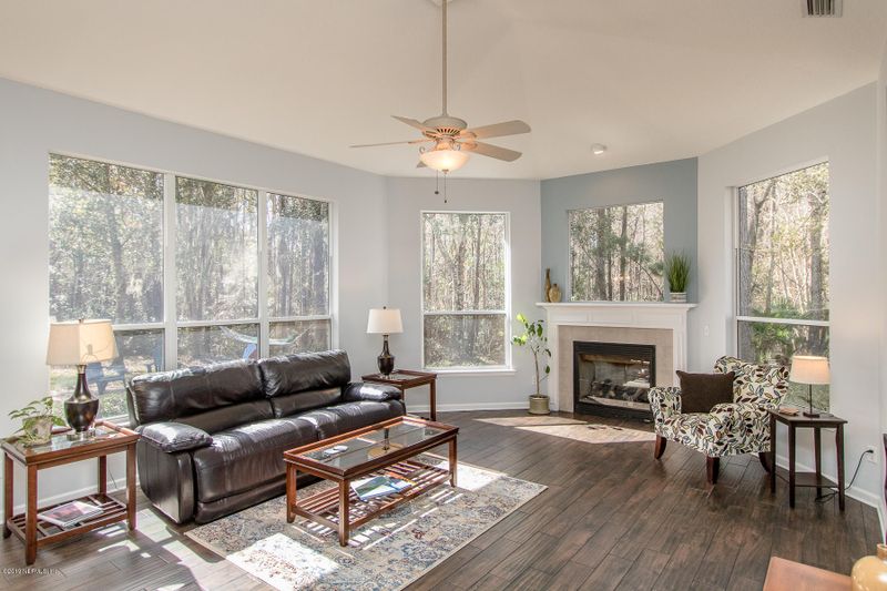 2429 Stoney Glen Dr, Fleming Island, FL 32003