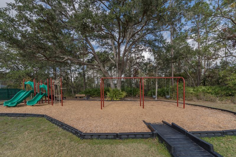 243 N Twin Maple Rd, St Augustine, FL 32084