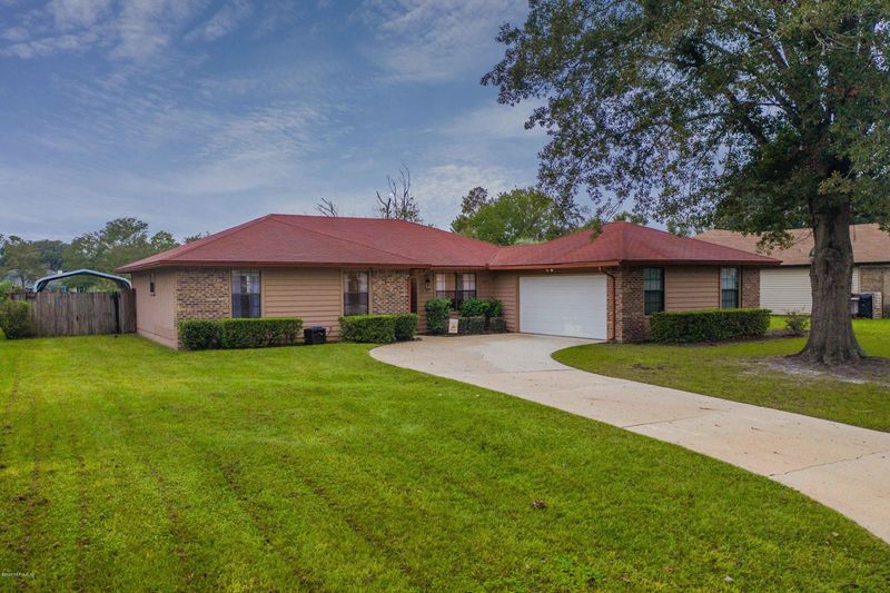 2430 Longwood St, Orange Park, FL 32065
