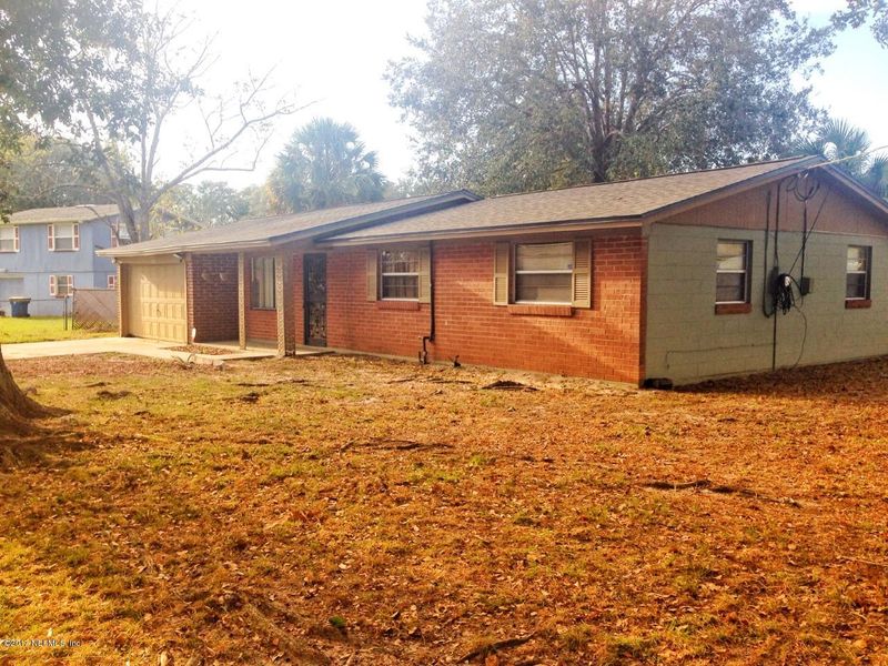 2433 Burgoyne Dr, Jacksonville, FL 32208