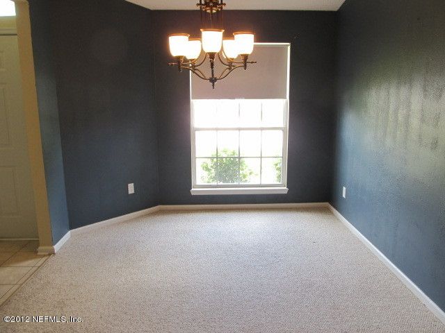2433 Silver Springs Dr, Jacksonville, FL 32246