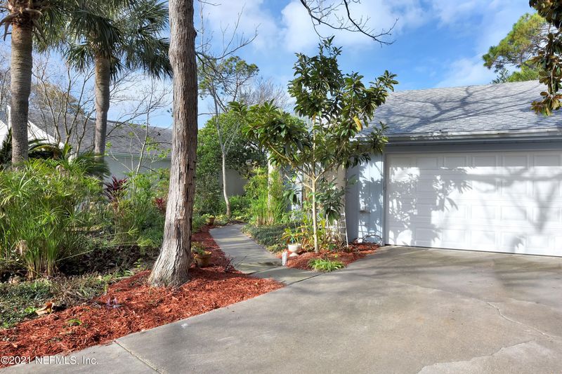 2437 Burgundy Ct, Ponte Vedra, FL 32082