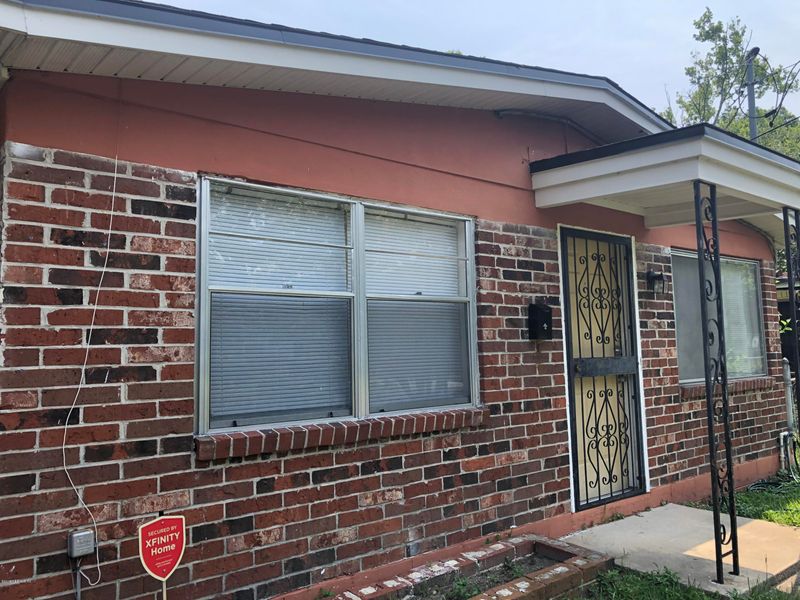 2439 Sherrington St, Jacksonville, FL 32209