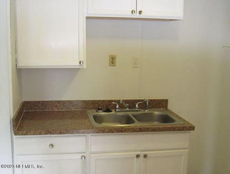 244 E 25th St, Jacksonville, FL 32206