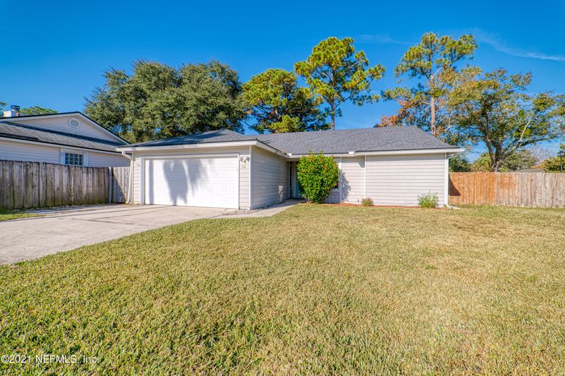 244 Snow Goose Ln, Jacksonville, FL 32225