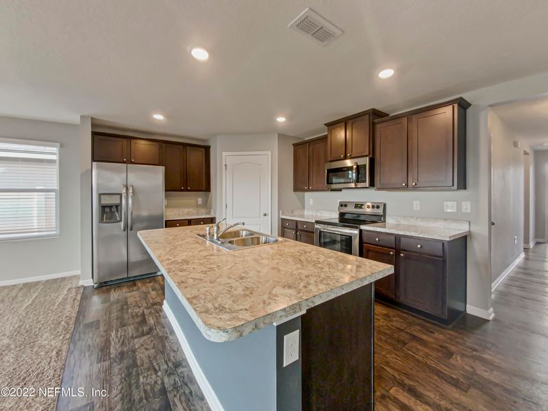 2452 Cold Stream Ln, Green Cove Springs, FL 32043