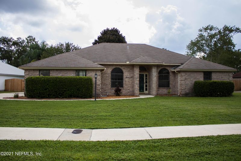 2457 Larchwood St, Orange Park, FL 32065
