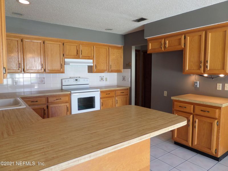 2459 Longwood St, Orange Park, FL 32065