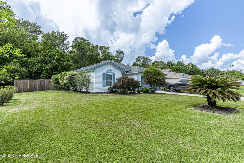 246 Melissa Ray Dr, Jacksonville, FL 32225