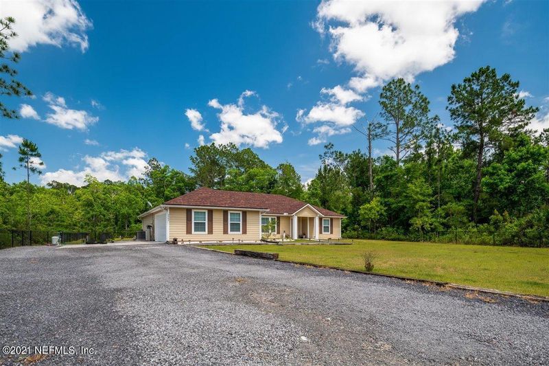 2463 Hibiscus Ave, Middleburg, FL 32068