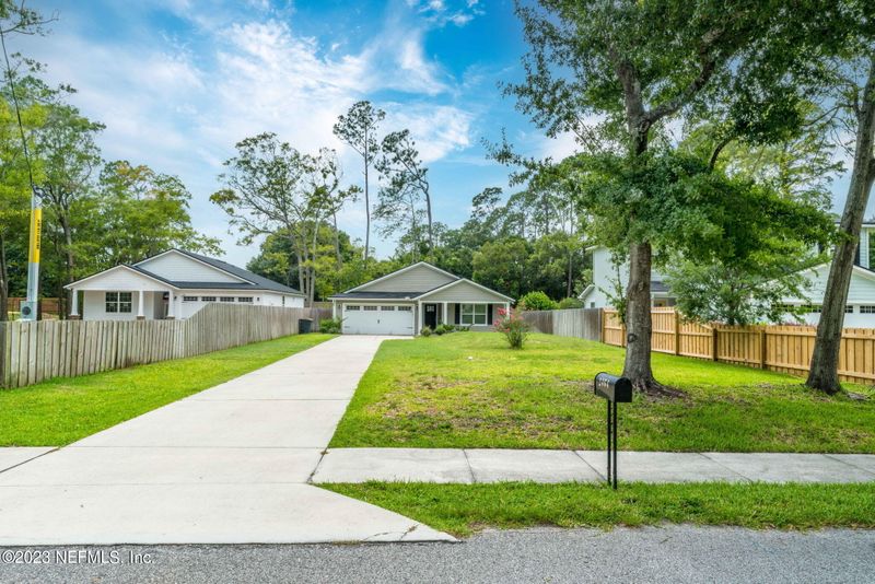 2464 Tebassa Rd, Jacksonville, FL 32216