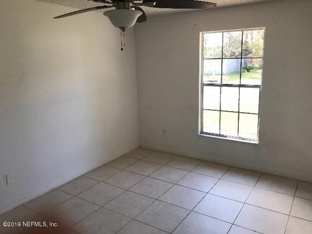 2465 Justin Rd N, Jacksonville, FL 32210