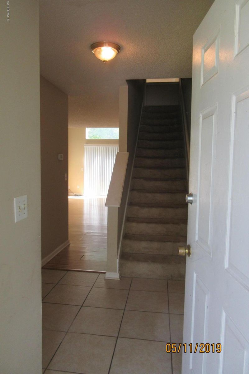 2465 Spring Vale Rd, Jacksonville, FL 32246